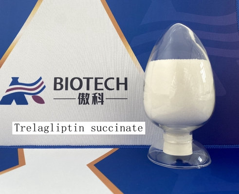 Trelagliptin Süksinat 1029877-94-8 Beyaz ila Yarı Beyaz Kristal Toz C22H26FN5O6